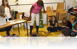 Aschenputtel - Projektwoche im Unterkurs der Theresia Scherer Schule