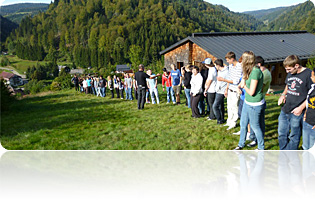 In der ersten Schulwoche ging es jedoch noch gemeinsam als Gesamtgruppe direkt für drei Tage in eine Hütte in den Schwarzwald nach Todtmoos.